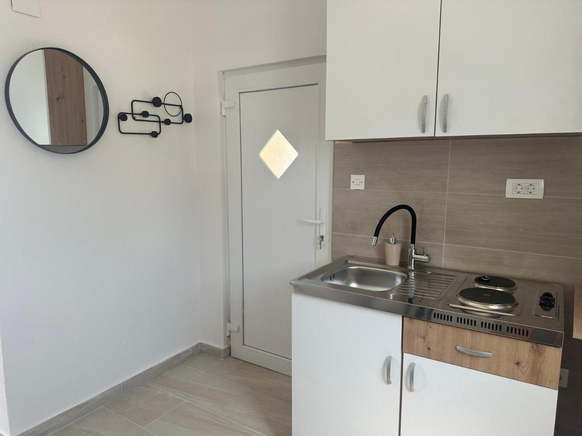 Apartment Stanko Ližnjan Εξωτερικό φωτογραφία